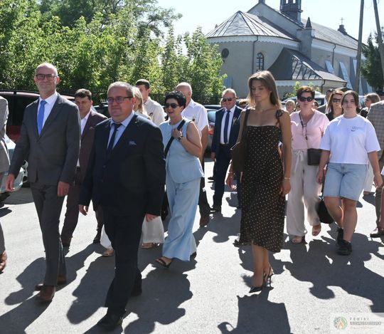 Święto Plonów w Gorzkowie. Mieszkańcy podziękowali za tegoroczne zbiory [GALERIA ZDJĘĆ] 