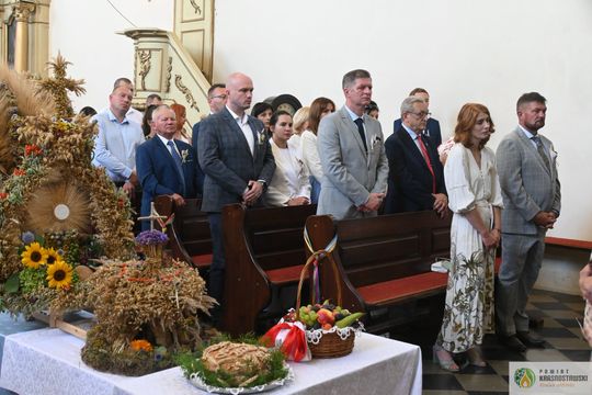 Święto Plonów w Gorzkowie. Mieszkańcy podziękowali za tegoroczne zbiory [GALERIA ZDJĘĆ] 