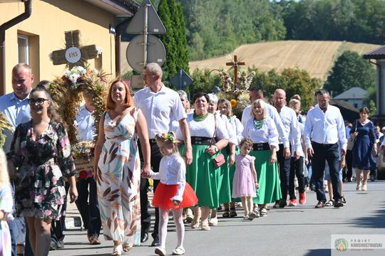 Święto Plonów w Gorzkowie. Mieszkańcy podziękowali za tegoroczne zbiory [GALERIA ZDJĘĆ] 