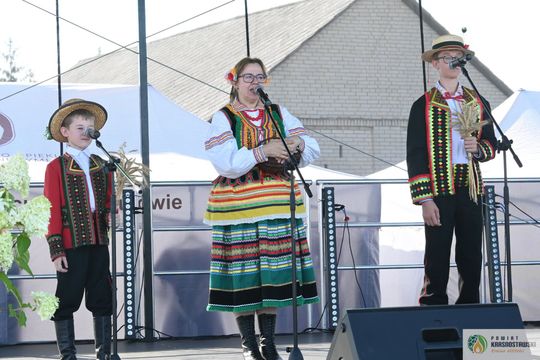 Dożynki Gminne w Kraśniczynie. Podziękowali za tegoroczne plony [GALERIA ZDJĘĆ] 