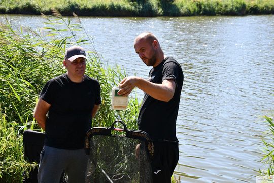 Krasnsytaw. Chmielakowe Zawody Wędkarskie nad Lubańką. 42 zawodników stanęło do rywalizacji [GALERIA ZDJĘĆ] 