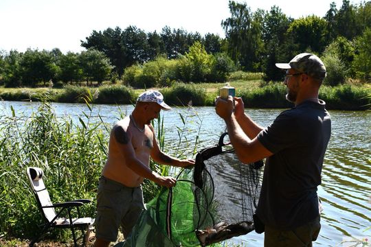 Krasnsytaw. Chmielakowe Zawody Wędkarskie nad Lubańką. 42 zawodników stanęło do rywalizacji [GALERIA ZDJĘĆ] 