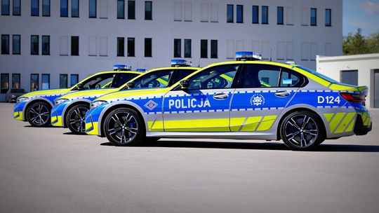 Sześć nowych BMW zasiliło policyjny garnizon w województwie lubelskim. Jeden trafił do Chełma [ZDJĘCIA]