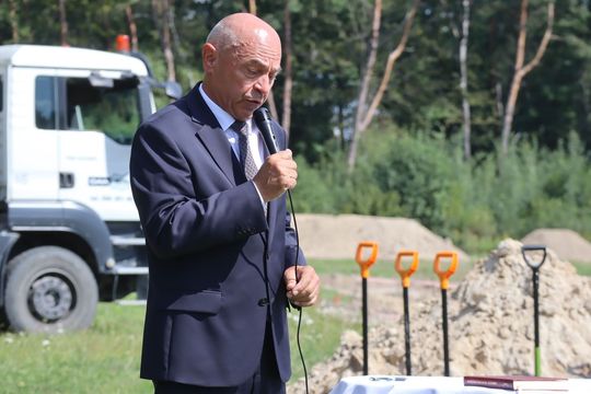 Gm. Chełm. Inauguracja budowy Centrum Wsparcia Hospicyjno-Opiekuńczego w Nowinach [GALERIA ZDJĘĆ] 