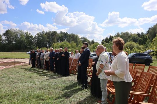Gm. Chełm. Inauguracja budowy Centrum Wsparcia Hospicyjno-Opiekuńczego w Nowinach [GALERIA ZDJĘĆ] 