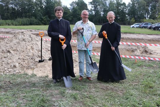 Gm. Chełm. Inauguracja budowy Centrum Wsparcia Hospicyjno-Opiekuńczego w Nowinach [GALERIA ZDJĘĆ] 