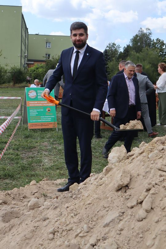 Gm. Chełm. Inauguracja budowy Centrum Wsparcia Hospicyjno-Opiekuńczego w Nowinach [GALERIA ZDJĘĆ] 