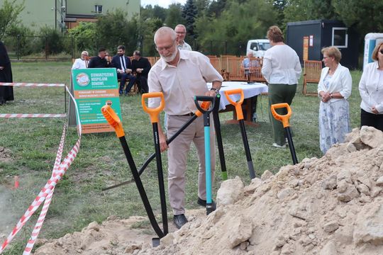 Gm. Chełm. Inauguracja budowy Centrum Wsparcia Hospicyjno-Opiekuńczego w Nowinach [GALERIA ZDJĘĆ] 