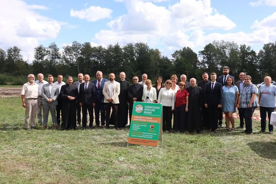 Gm. Chełm. Inauguracja budowy Centrum Wsparcia Hospicyjno-Opiekuńczego w Nowinach [GALERIA ZDJĘĆ] 