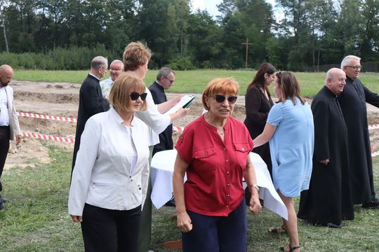 Gm. Chełm. Inauguracja budowy Centrum Wsparcia Hospicyjno-Opiekuńczego w Nowinach [GALERIA ZDJĘĆ] 