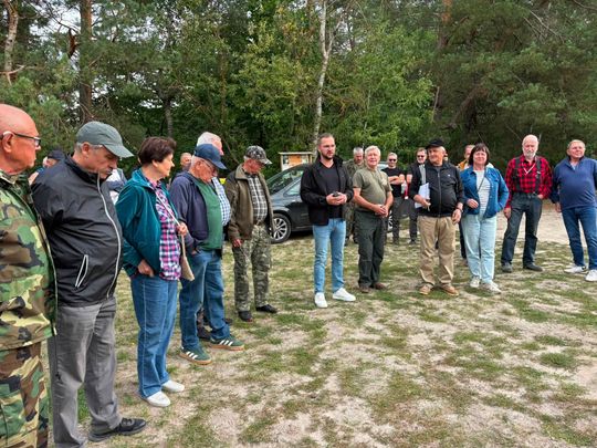 Krasnystaw. Celne oko i sportowe emocje. Seniorzy rywalizowali na strzelnicy w Borowicy [GALERIA ZDJĘĆ] 