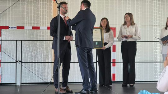 Nowy rok szkolny i nowa hala. Uroczysta inauguracja w chełmskiej „Trójce” [GALERIA ZDJĘĆ] 