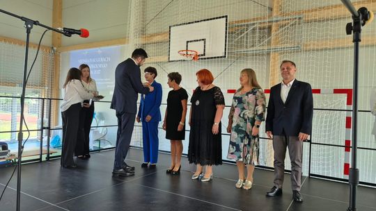 Nowy rok szkolny i nowa hala. Uroczysta inauguracja w chełmskiej „Trójce” [GALERIA ZDJĘĆ] 