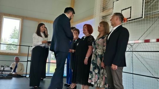 Nowy rok szkolny i nowa hala. Uroczysta inauguracja w chełmskiej „Trójce” [GALERIA ZDJĘĆ] 