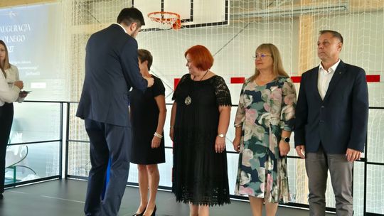 Nowy rok szkolny i nowa hala. Uroczysta inauguracja w chełmskiej „Trójce” [GALERIA ZDJĘĆ] 
