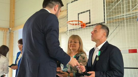 Nowy rok szkolny i nowa hala. Uroczysta inauguracja w chełmskiej „Trójce” [GALERIA ZDJĘĆ] 