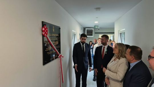 Nowy rok szkolny i nowa hala. Uroczysta inauguracja w chełmskiej „Trójce” [GALERIA ZDJĘĆ] 
