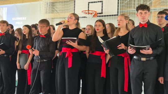 Nowy rok szkolny i nowa hala. Uroczysta inauguracja w chełmskiej „Trójce” [GALERIA ZDJĘĆ] 
