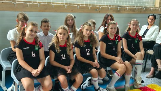 Nowy rok szkolny i nowa hala. Uroczysta inauguracja w chełmskiej „Trójce” [GALERIA ZDJĘĆ] 