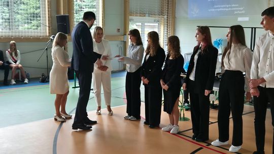Nowy rok szkolny i nowa hala. Uroczysta inauguracja w chełmskiej „Trójce” [GALERIA ZDJĘĆ] 