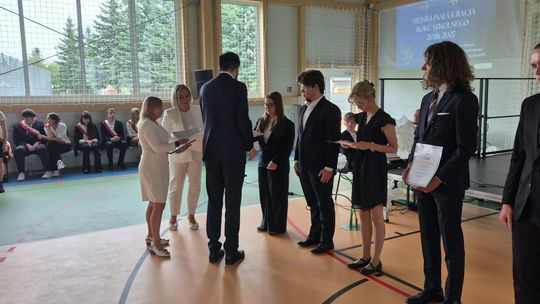 Nowy rok szkolny i nowa hala. Uroczysta inauguracja w chełmskiej „Trójce” [GALERIA ZDJĘĆ] 
