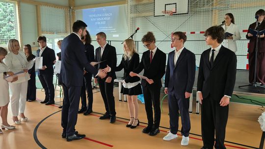 Nowy rok szkolny i nowa hala. Uroczysta inauguracja w chełmskiej „Trójce” [GALERIA ZDJĘĆ] 