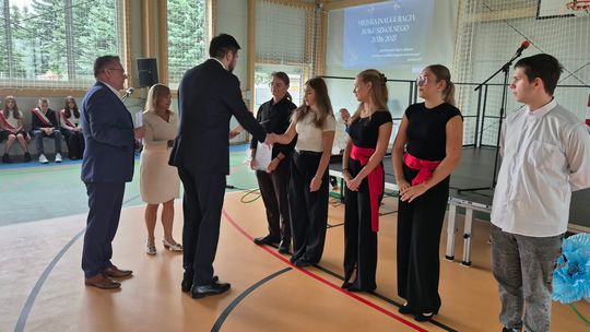 Nowy rok szkolny i nowa hala. Uroczysta inauguracja w chełmskiej „Trójce” [GALERIA ZDJĘĆ] 