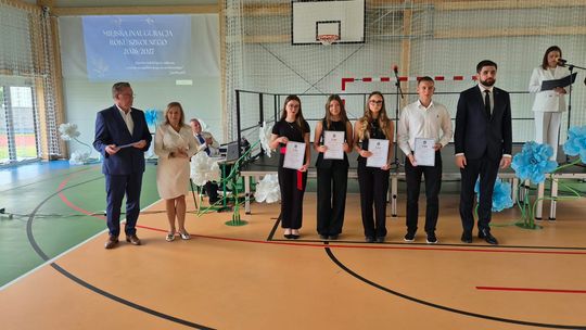 Nowy rok szkolny i nowa hala. Uroczysta inauguracja w chełmskiej „Trójce” [GALERIA ZDJĘĆ] 