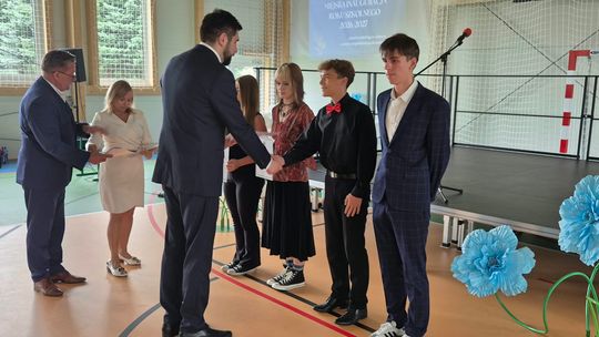 Nowy rok szkolny i nowa hala. Uroczysta inauguracja w chełmskiej „Trójce” [GALERIA ZDJĘĆ] 