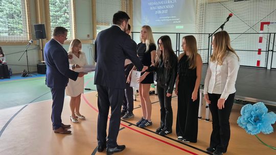 Nowy rok szkolny i nowa hala. Uroczysta inauguracja w chełmskiej „Trójce” [GALERIA ZDJĘĆ] 