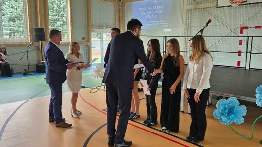 Nowy rok szkolny i nowa hala. Uroczysta inauguracja w chełmskiej „Trójce” [GALERIA ZDJĘĆ] 