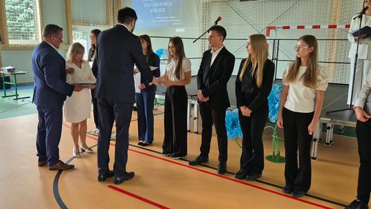 Nowy rok szkolny i nowa hala. Uroczysta inauguracja w chełmskiej „Trójce” [GALERIA ZDJĘĆ] 