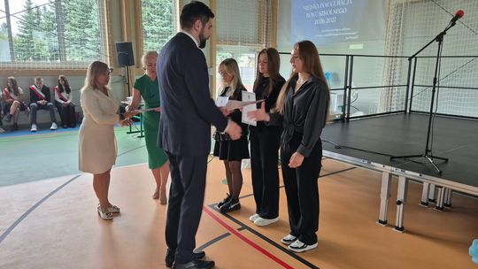 Nowy rok szkolny i nowa hala. Uroczysta inauguracja w chełmskiej „Trójce” [GALERIA ZDJĘĆ] 