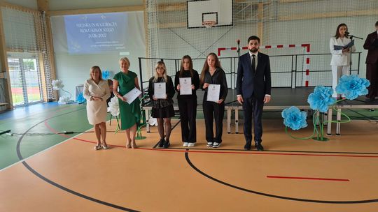 Nowy rok szkolny i nowa hala. Uroczysta inauguracja w chełmskiej „Trójce” [GALERIA ZDJĘĆ] 