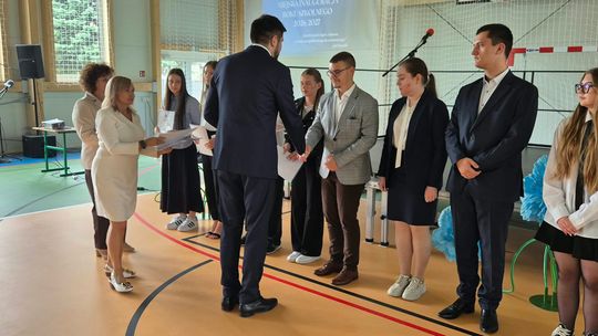 Nowy rok szkolny i nowa hala. Uroczysta inauguracja w chełmskiej „Trójce” [GALERIA ZDJĘĆ] 