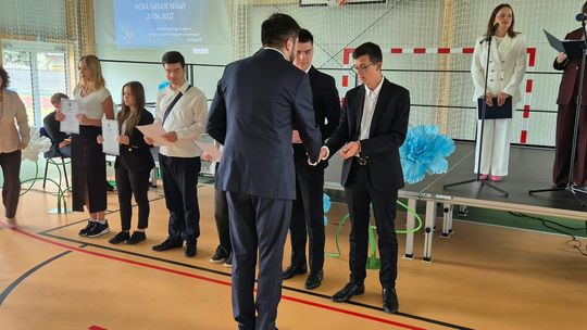 Nowy rok szkolny i nowa hala. Uroczysta inauguracja w chełmskiej „Trójce” [GALERIA ZDJĘĆ] 