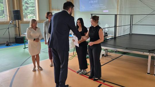 Nowy rok szkolny i nowa hala. Uroczysta inauguracja w chełmskiej „Trójce” [GALERIA ZDJĘĆ] 