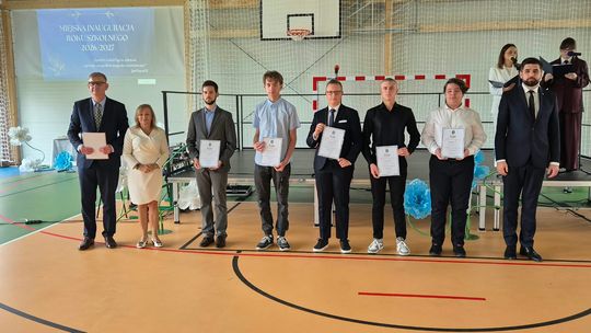 Nowy rok szkolny i nowa hala. Uroczysta inauguracja w chełmskiej „Trójce” [GALERIA ZDJĘĆ] 