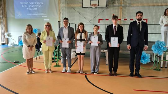 Nowy rok szkolny i nowa hala. Uroczysta inauguracja w chełmskiej „Trójce” [GALERIA ZDJĘĆ] 