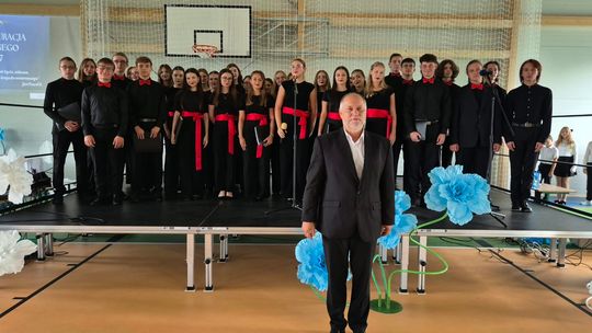 Nowy rok szkolny i nowa hala. Uroczysta inauguracja w chełmskiej „Trójce” [GALERIA ZDJĘĆ] 