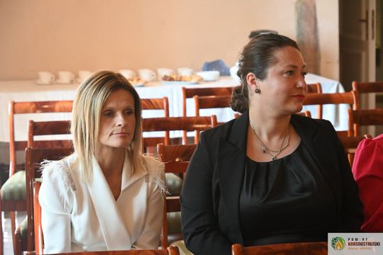 Pow. krasnostawski. 10 nauczycieli odebrało akty mianowania [GALERIA ZDJĘĆ] 