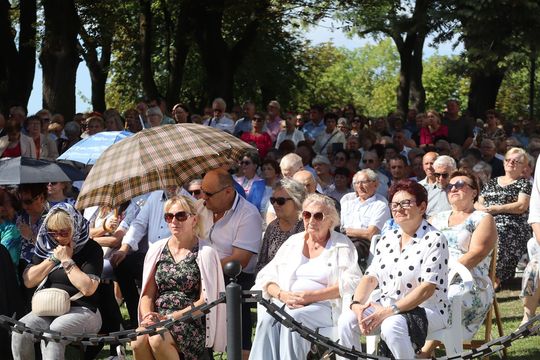 Chełm. Suma pontyfikalna, której przewodniczy arcybiskup Antonio Guido Filipazzi, Nuncjusz Apostolski w Polsce [GALERIA ZDJĘĆ] 