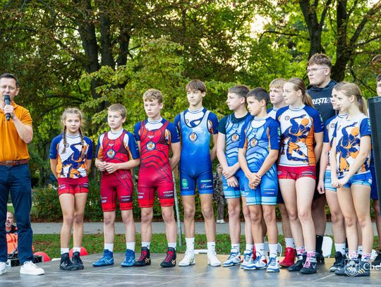 Dzień Sportu w Chełmie w miejskim parku. Zdrowa rywalizacja i dobra zabawa! [GALERIA ZDJĘĆ]
