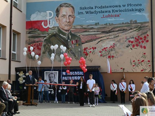 Gm. Rudnik. Mural przypomina o bohaterze. W Płonce uczcili pamięć majora „Lubicza” [GALERIA ZDJĘĆ]