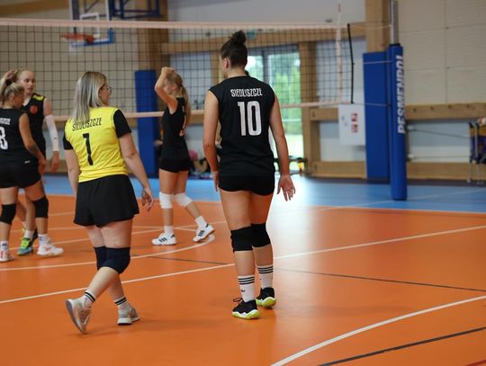 Inauguracja II edycji Amatorskiej Ligi Siatkówki Kobiet [GALERIA ZDJĘĆ]