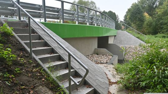 Pow. krasnostawski. Nowa odsłona mostu na Siennicy. Zakończyła się ważna inwestycja [GALERIA ZDJĘĆ]