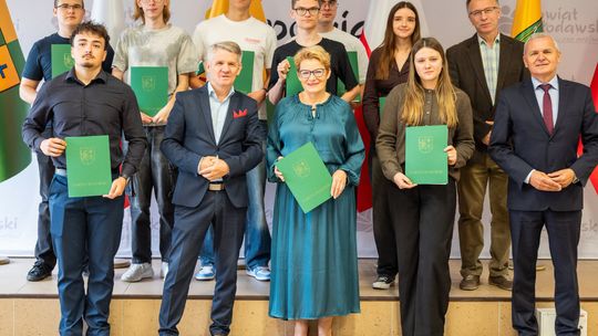 Pow. włodawski. Docenili najlepszych uczniów [ZDJĘCIA]