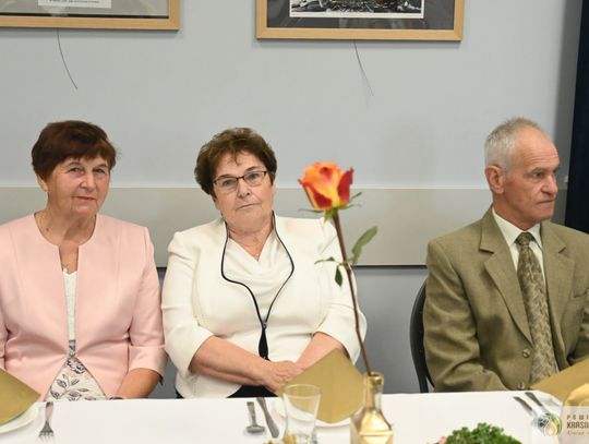 Pół wieku i więcej razem. W Fajsławicach świętowali niezwykłe małżeńskie jubileusze [GALERIA ZDJĘĆ]
