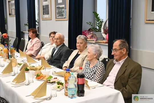 Pół wieku i więcej razem. W Fajsławicach świętowali niezwykłe małżeńskie jubileusze [GALERIA ZDJĘĆ]