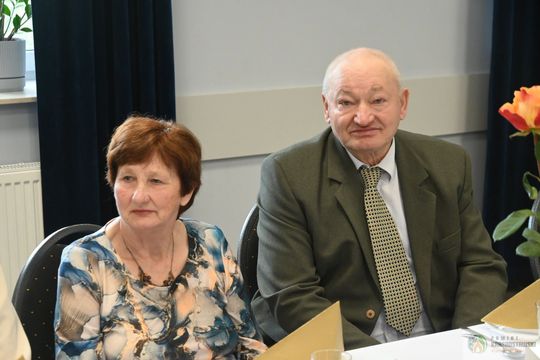 Pół wieku i więcej razem. W Fajsławicach świętowali niezwykłe małżeńskie jubileusze [GALERIA ZDJĘĆ]
